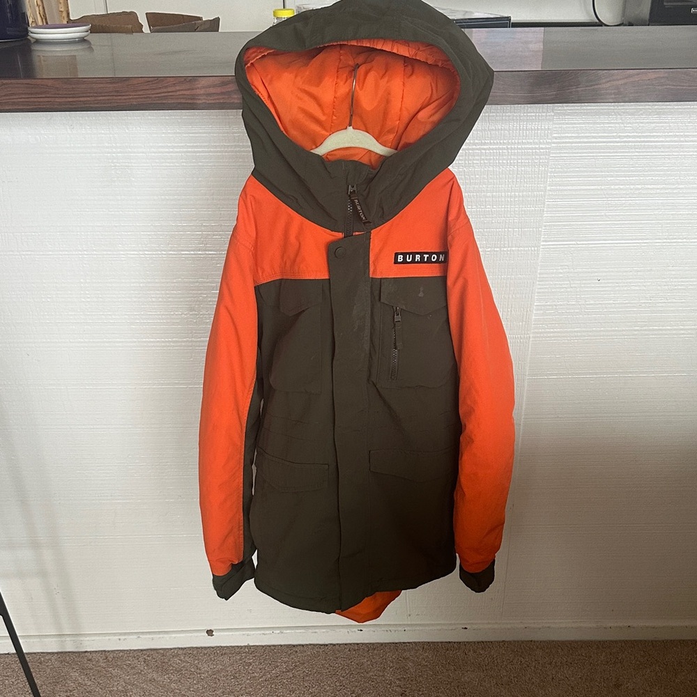 Burton Two-Tone Hooded Snow Jacket in Orange and Olive